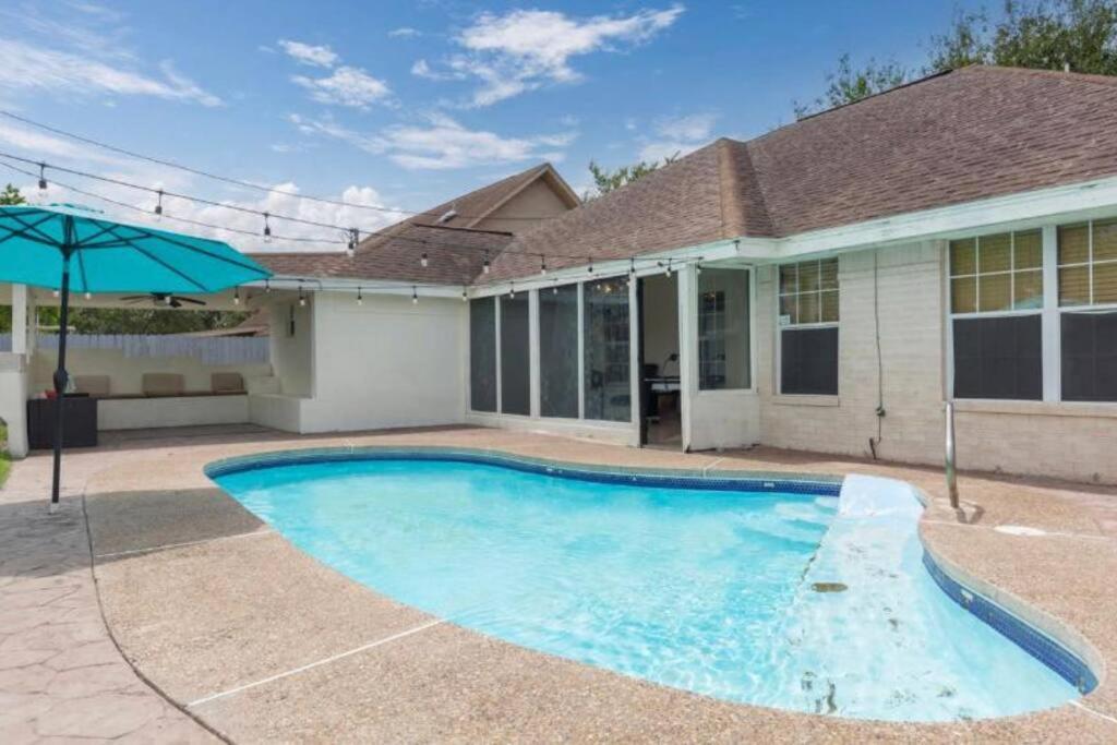 Mcallen 4Br With Pool, Shopping & More Bagian luar foto
